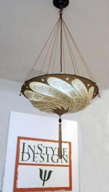 Lampa Scudo Saraceno de la Instyle Design & Communication
