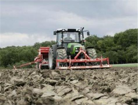 Tractor agricol Agrofarm 420 de la S.c. Prodagro System S.r.l.