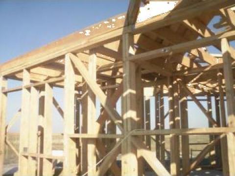 Structura din lemn pentru case