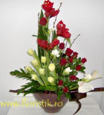 Aranjament floral de la Floristik Design Srl
