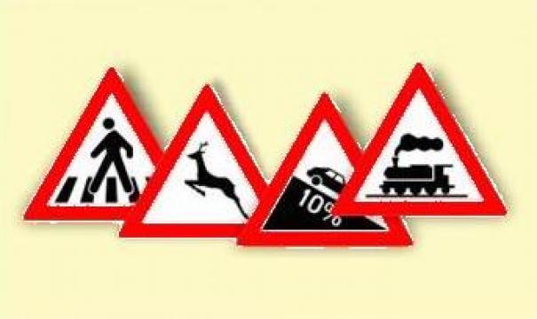 Indicatoare rutiere si elemente de semnalizare stradala de la S.c. Drumalex S.r.l.