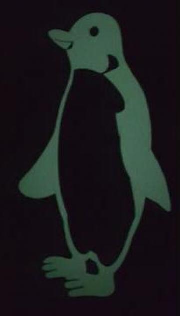 Figurine autocolant fosforescent Pinguin AF 79 de la Viradry Art Design