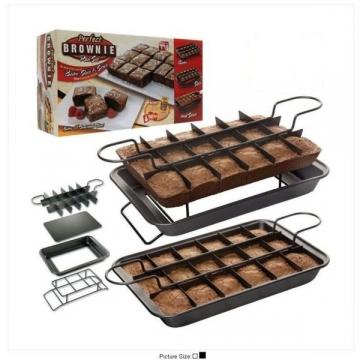 Tava pentru prajituri cu separator Perfect Brownie de la Www.oferteshop.ro - Cadouri Online
