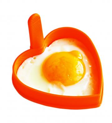 Forma silicon pentru oua ochiuri - inima de la Plasma Trade Srl (happymax.ro)