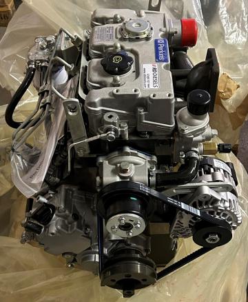 Motor Perkins 403J-17 - nou de la Engine Parts Center Srl
