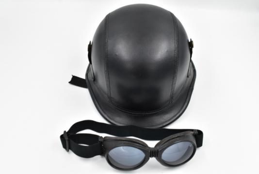 Casca Moto WW2, imbracata in piele ecologica, cu ochelari