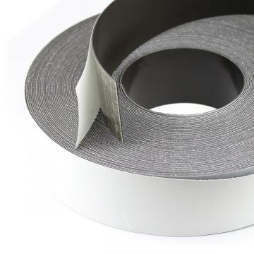 Banda magnetica autoadeziva, latime 50 mm, grosime 0,6 mm