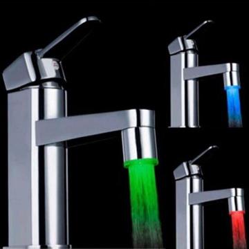 Cap de robinet cu LED multicolor de la Top Home Items
