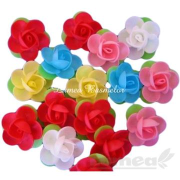 Decor tort Trandafiri cu frunze culori amestecate, 100 buc. de la Lumea Basmelor International Srl
