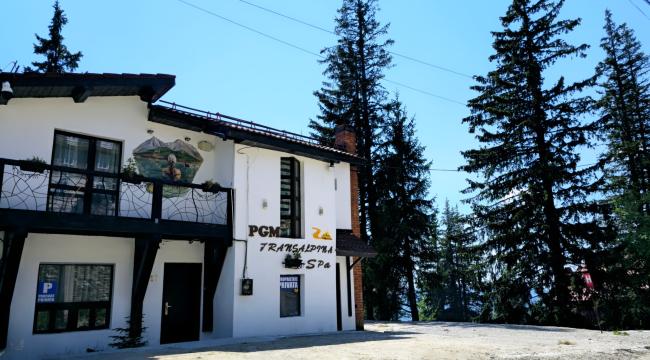Cazare cu piscina la munte Ranca PGM Transalpina Spa de la Flexiplast