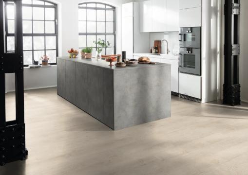 Parchet laminat Egger EL2034 Stejar Newbury alb 8 mm de la Visaria Design Srl.