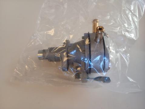 Pompa combustibil Kubota D722 D905 D1005 16604-52030 de la Kubo Yanm Industrial Srl