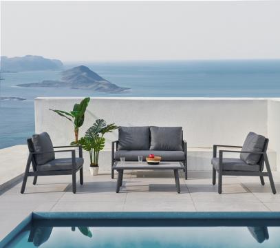 Set Lounge Prem de la M.f.l. Contract Services Srl