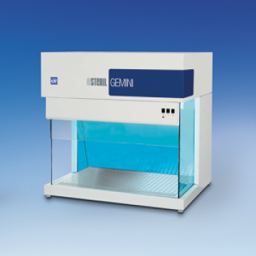 Nisa sterila cu flux laminar vertical clasa 100 Gemini