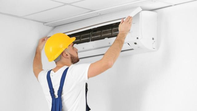 Montaj aer conditionat 9000-12000 BTU