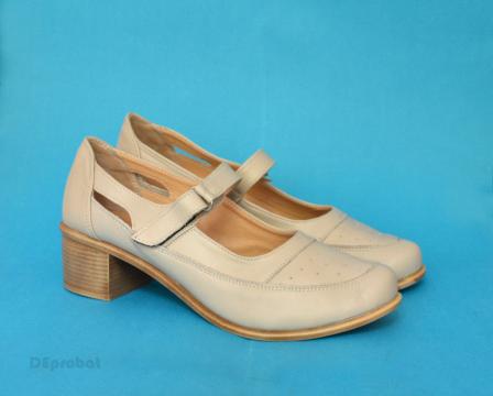 Pantofi dama piele naturala bej cu platforma P135BEJ de la Deprobat.ro