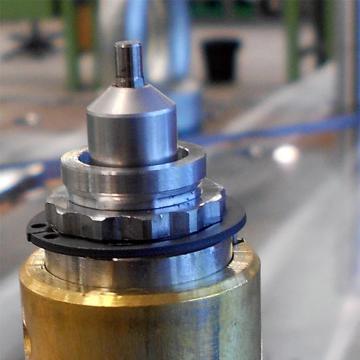 Duze filetate de la Plastic Systems Srl