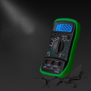 Multimetru digital cu afisaj LCD, cu carcasa de protectie de la Auto Care Store Srl