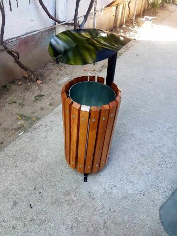 Cos de gunoi stradal de la Moblux Stradal SRL