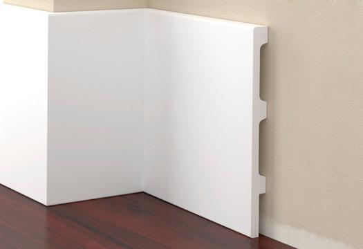 Plinta decorativa alba din LPC 39 de la Visaria Design Srl.